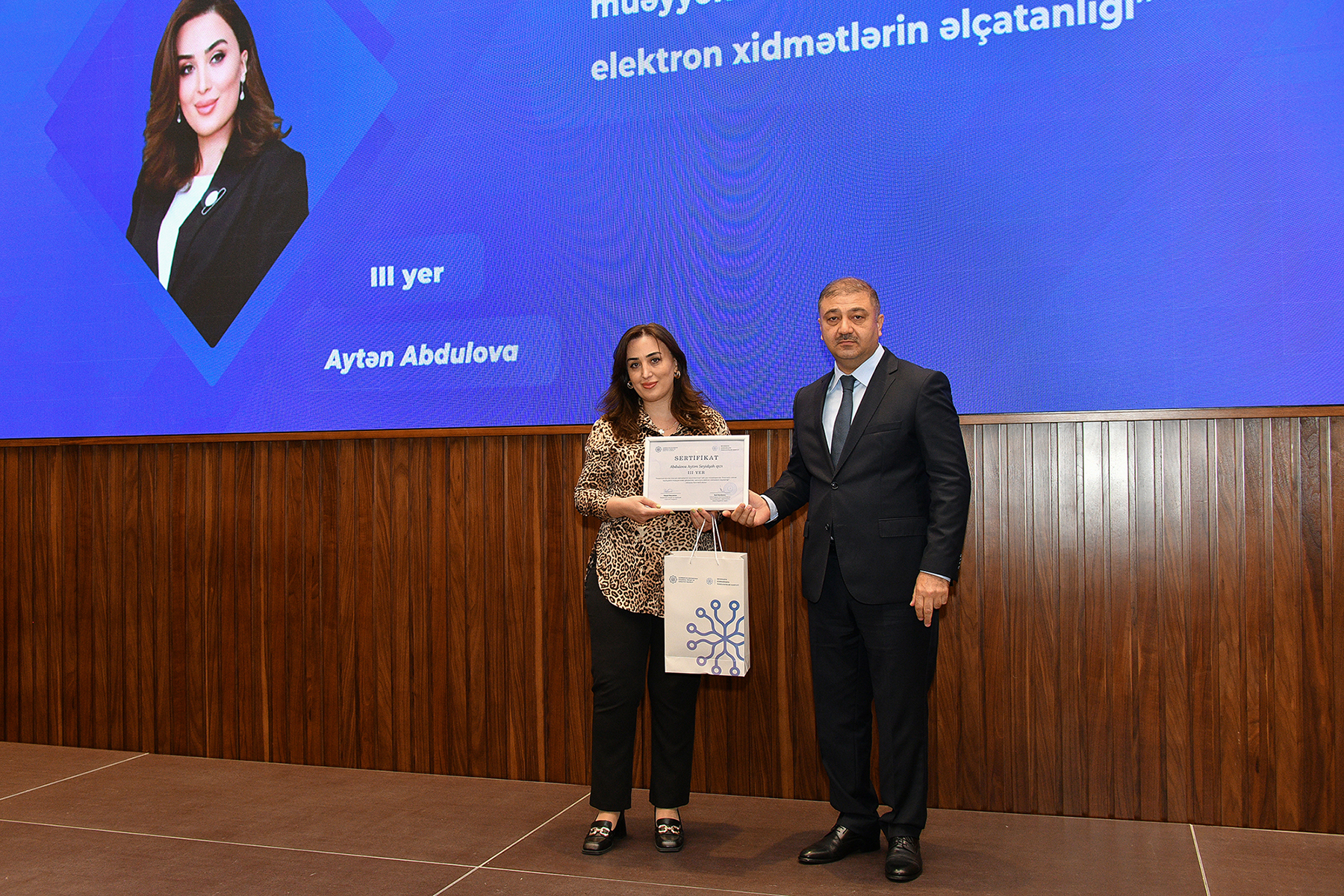 İKTA Agentliyi yazı müsabiqəsinin qaliblərini mükafatlandırdı (FOTO)