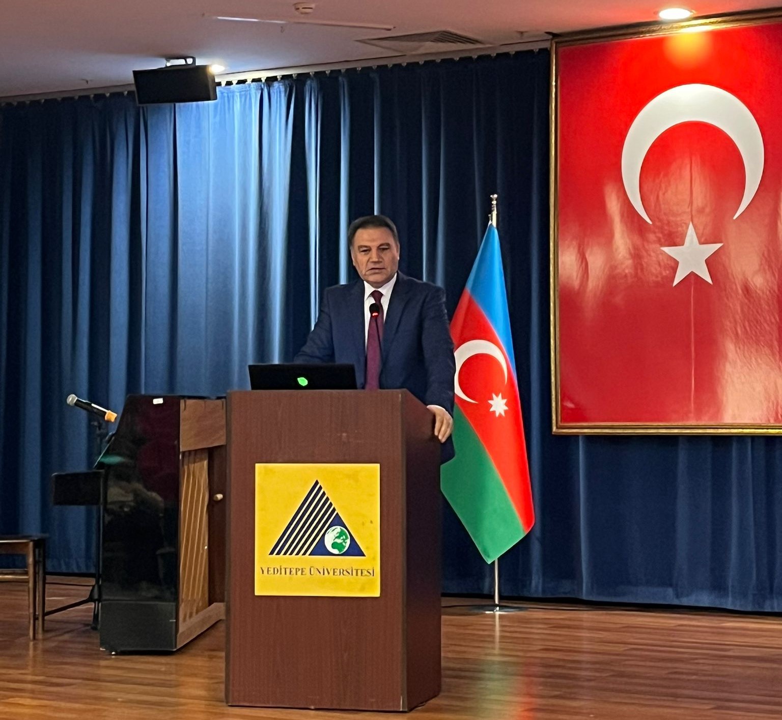 İstanbulda Azərbaycan-Türkiyə Müqayisəli Hüquq Simpoziumu keçirilib (FOTO)