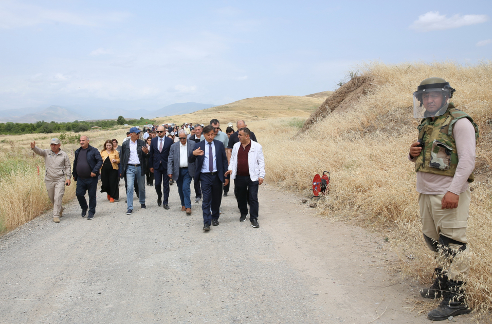 Ölkədə yaşanan siyasi həmrəyliyin təcəssümü (FOTO)