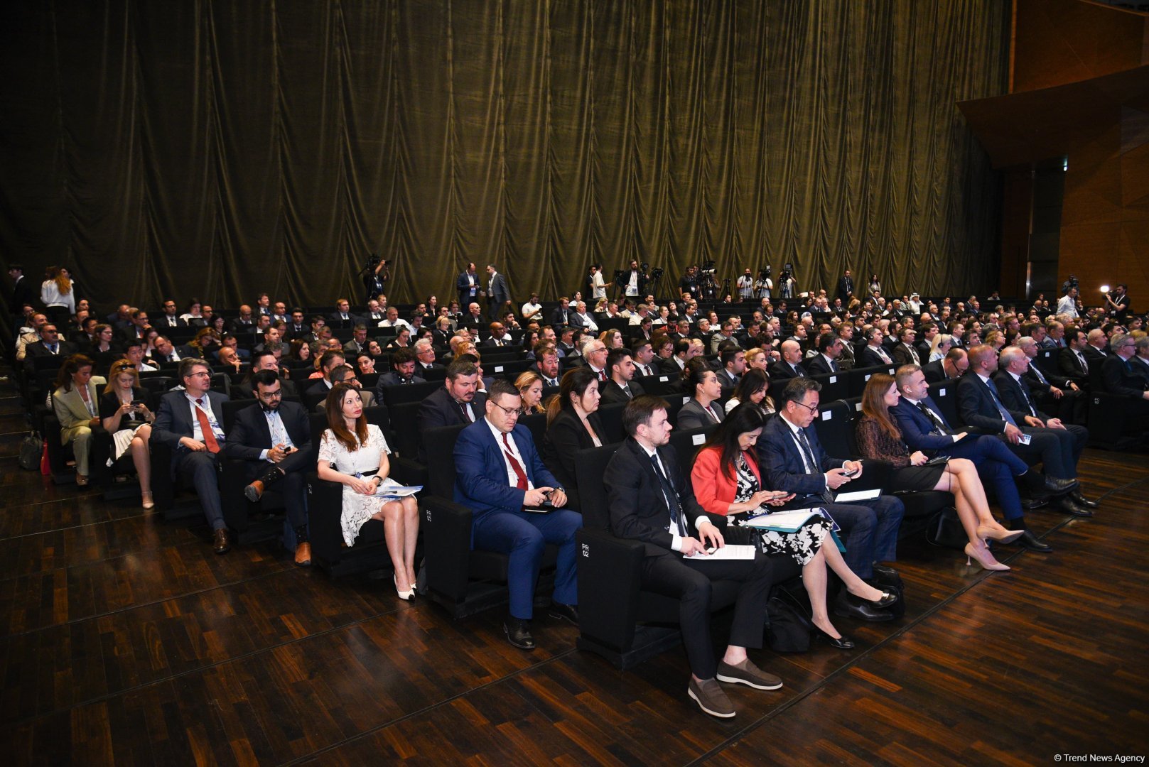 “Baku Energy Forum”un ilk günü başa çatıb (FOTO) (YENİLƏNİB)