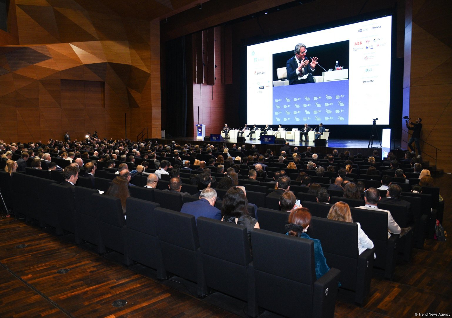 “Baku Energy Forum”un ilk günü başa çatıb (FOTO) (YENİLƏNİB)