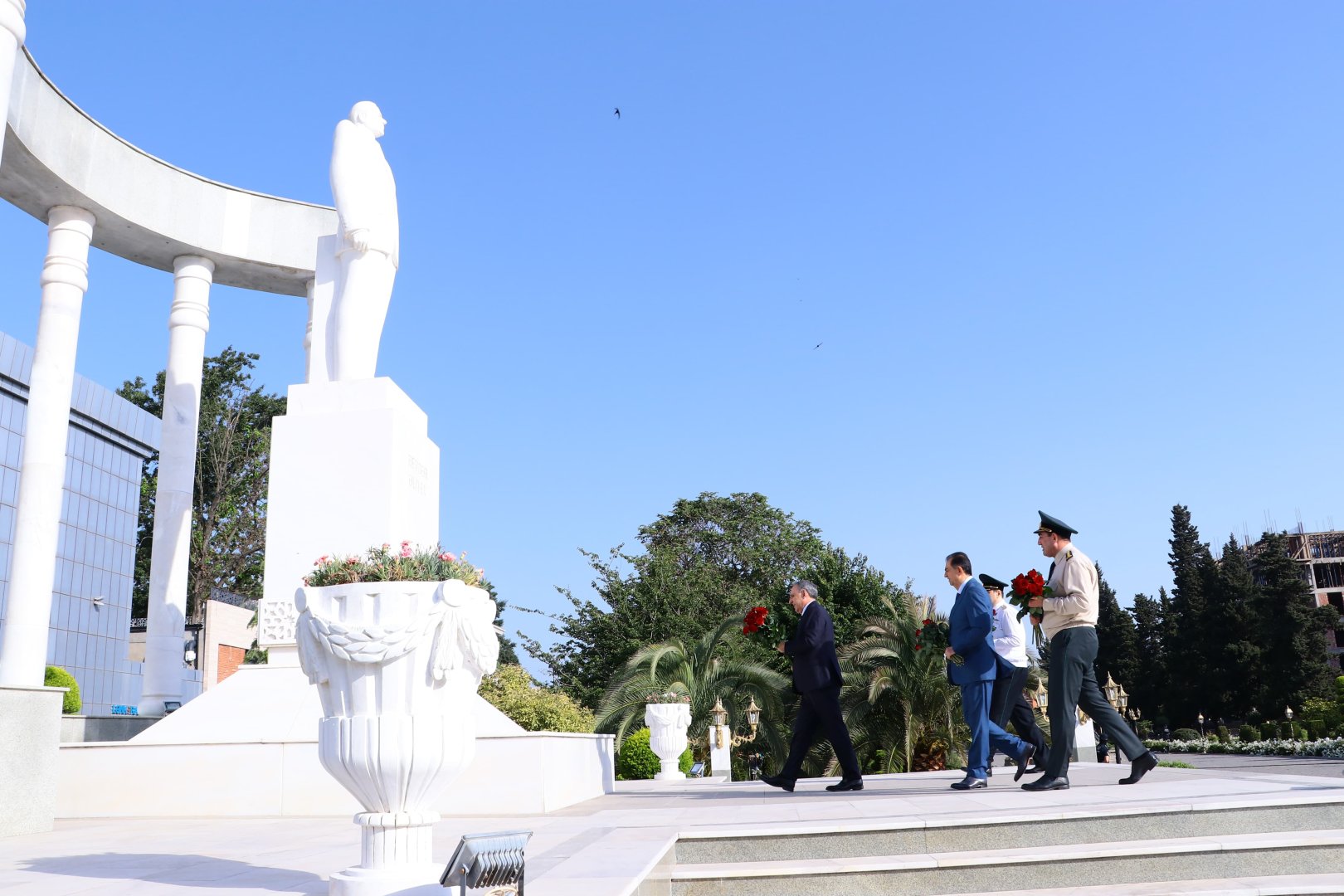 Baş prokuror Lənkəranda vətəndaşları qəbul edib (FOTO)