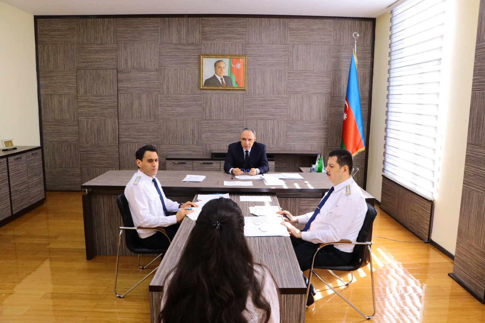 Baş prokuror Lənkəranda vətəndaşları qəbul edib (FOTO)