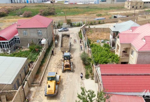 Paytaxtın Hökməli qəsəbəsində şəhidlərin adlarını daşıyan 2 küçə təmir edilir