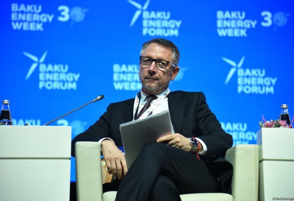 Qlobal qaz bazarının strukturuna qısamüddətli müqavilələlərin təsiri artmaqdadır - MVM