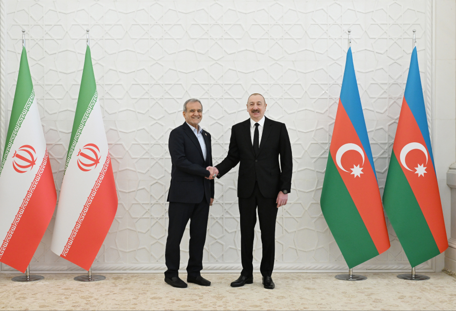Prezident İlham Əliyev ilə İran Prezidenti Məsud Pezeşkian arasında telefon danışığı olub