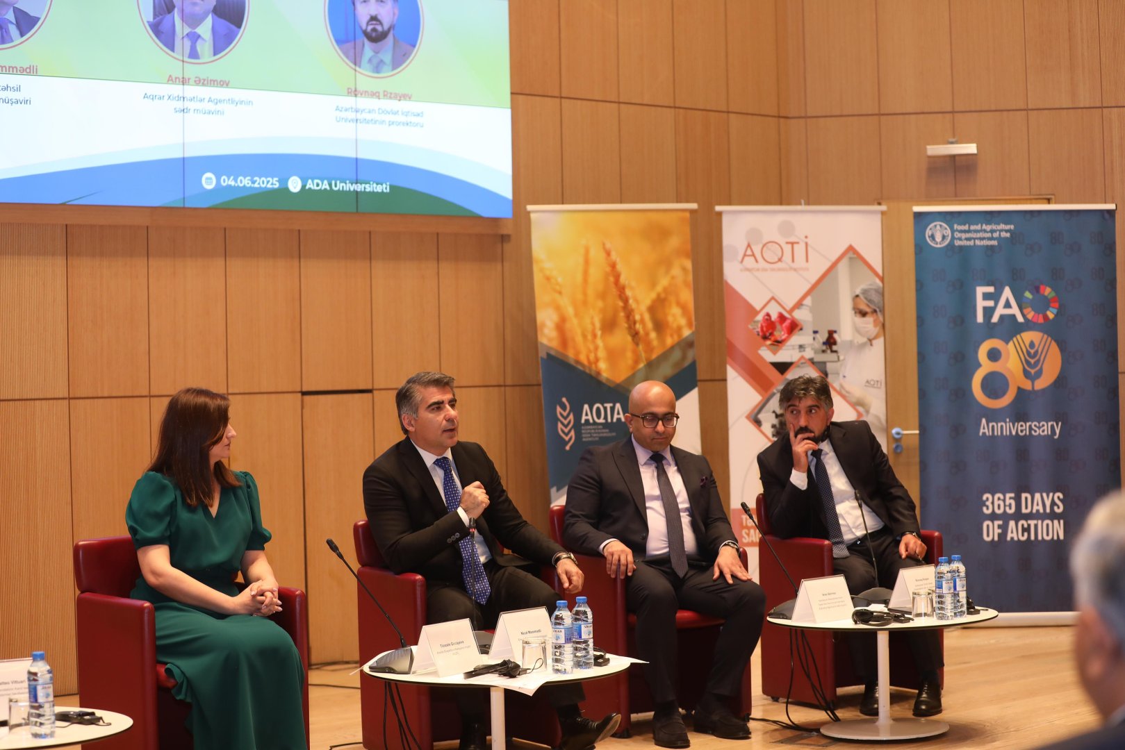Ümumdünya Qida Təhlükəsizliyi Günü ilə bağlı beynəlxalq tədbir keçirilib (FOTO)