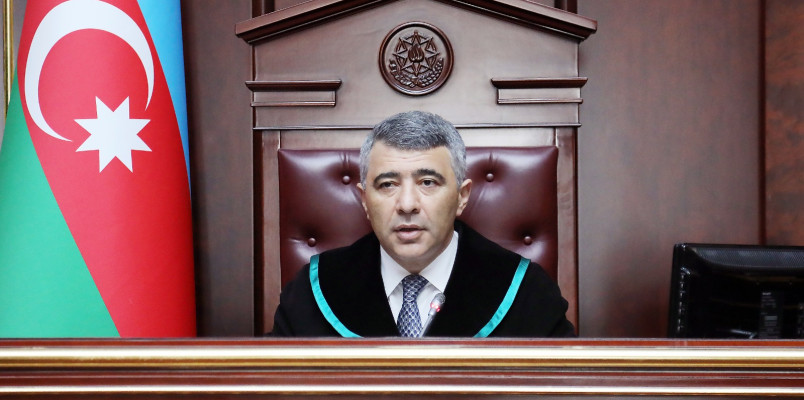 Yeni təyin olunmuş hakimlər Ali Məhkəmədə and içiblər (FOTO)