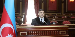 Yeni təyin olunmuş hakimlər Ali Məhkəmədə and içiblər (FOTO)
