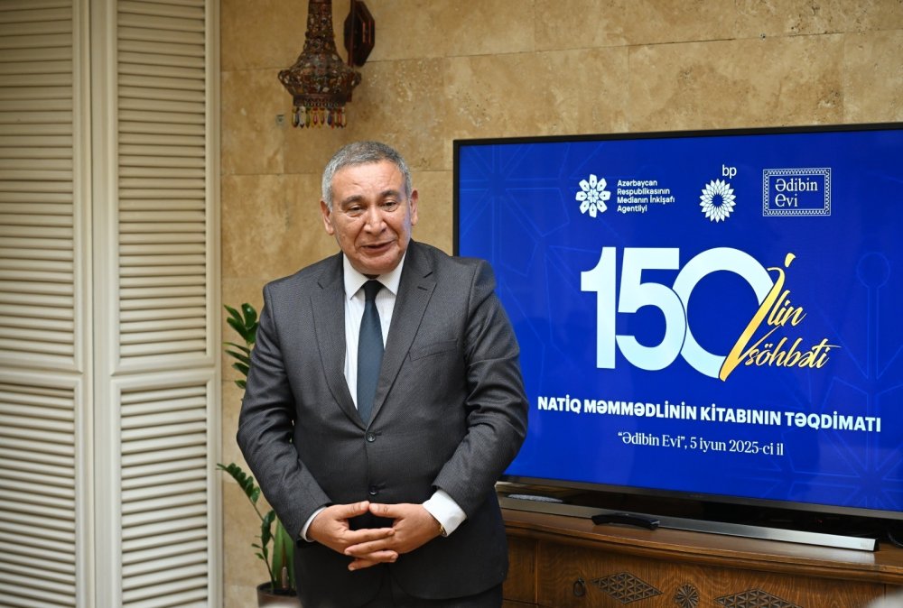 “150 ilin söhbəti” kitabı işıq üzü görüb (FOTO)