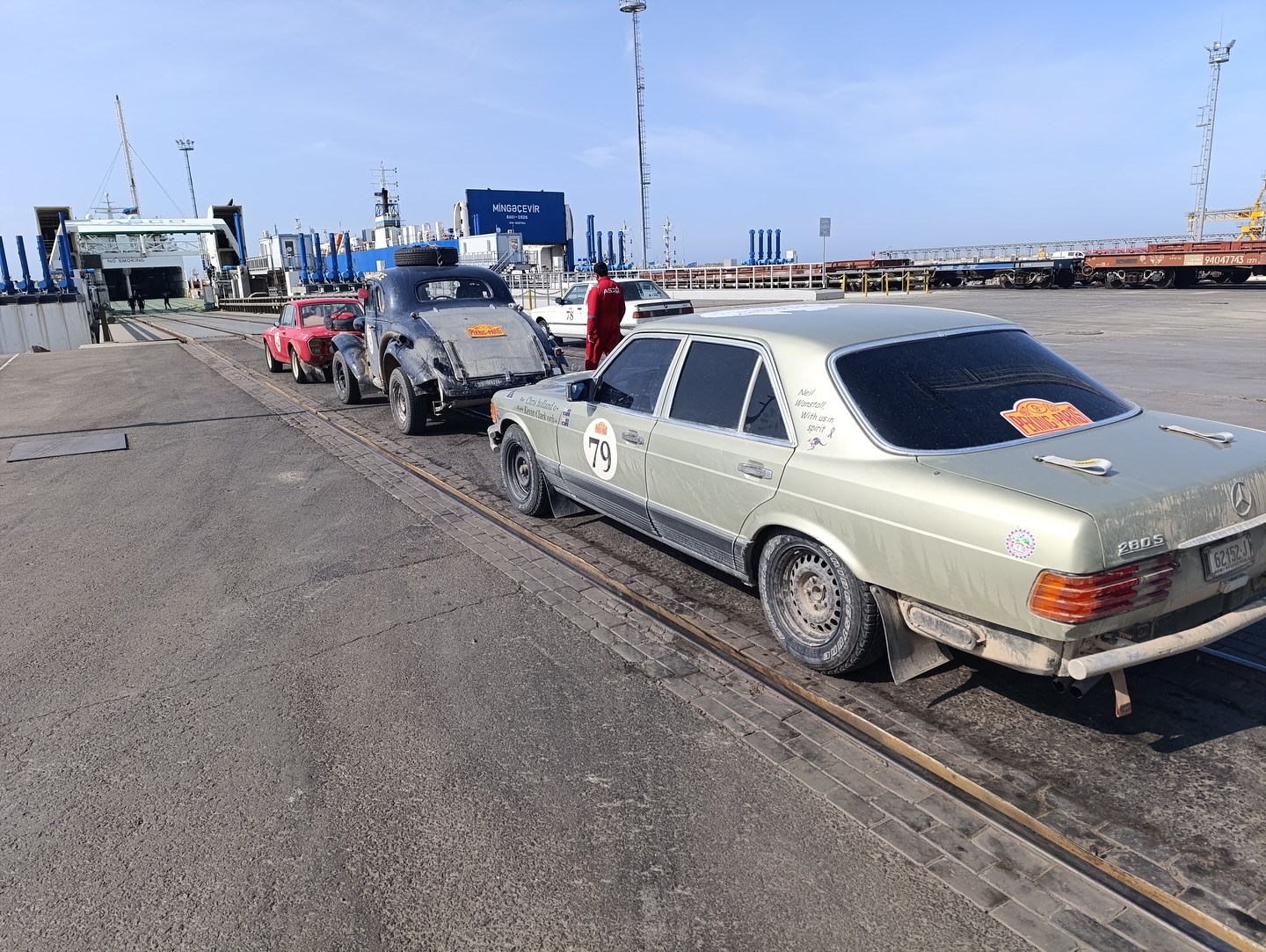 “Pekin–Paris” 2025 rallisinin iştirakçıları “Azərbaycan” gəmi-bərəsi ilə Bakıya çatdırılıb (FOTO)