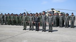 Müdafiə Nazirliyinin rəhbərliyi şəxsi heyətlə görüşüb (FOTO)