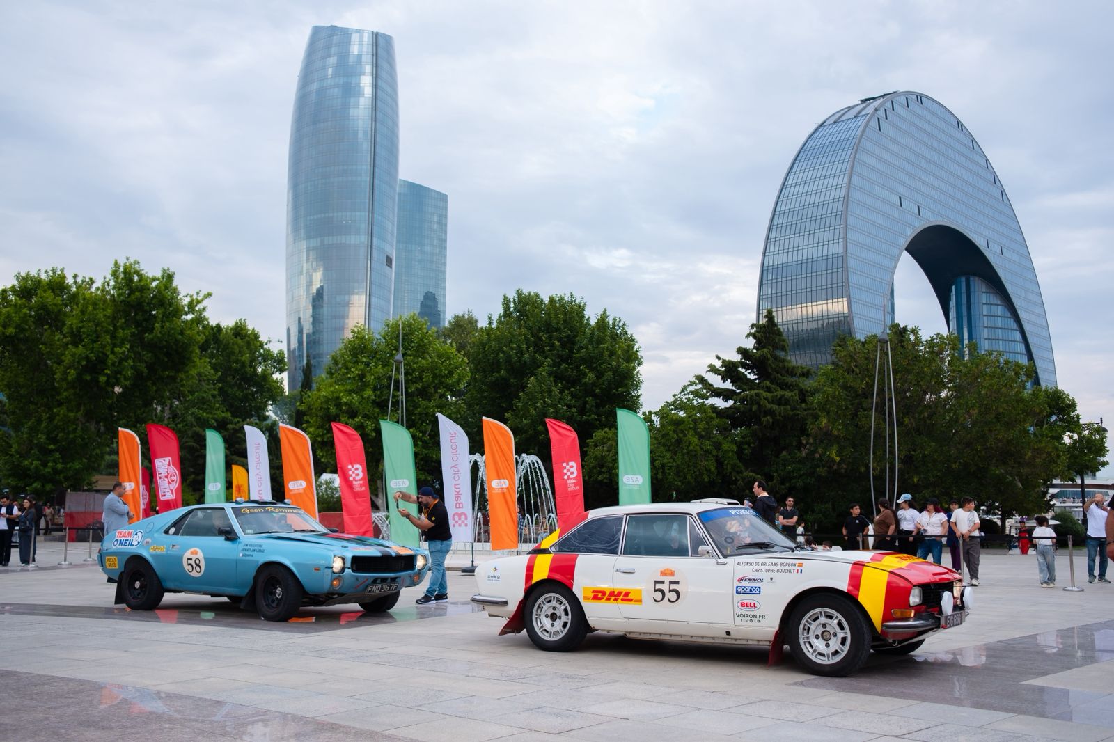 Əfsanəvi “Peking to Paris Motors Challenge” avtomobil yarışı yenidən Azərbaycandan keçir (FOTO)