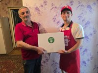 Heydər Əliyev Fondunun vitse-prezidenti Leyla Əliyevanın təşəbbüsü ilə növbəti qurban payları ailələrə təqdim olunub (FOTO)