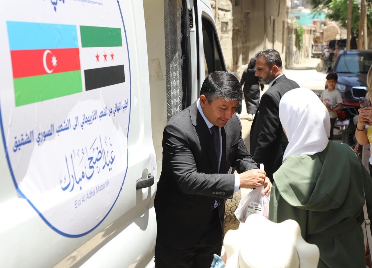 Azərbaycan Qurban bayramı münasibətilə Suriyada xeyriyyə aksiyası keçirib (FOTO)