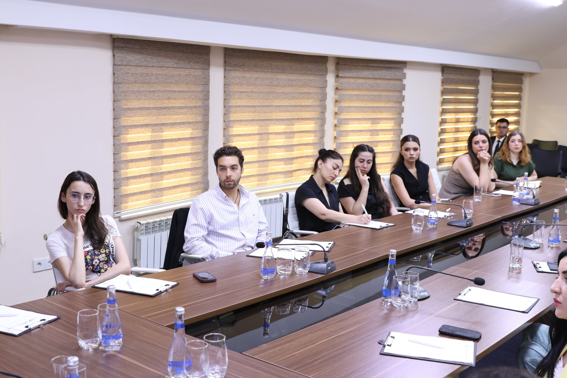 “Saxta xəbər və dezinformasiyaya qarşı mübarizədə jurnalistikanın gücü” mövzusunda təlim keçirilib (FOTO)