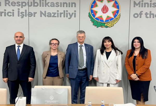 Azərbaycan və Kanada arasında ilk siyasi məsləhətləşmələr keçirilib