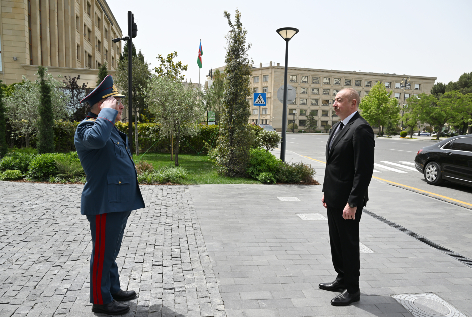 Prezident İlham Əliyev Dövlət Gömrük Komitəsinin yeni inzibati binasının açılışında iştirak edib (FOTO/VİDEO)