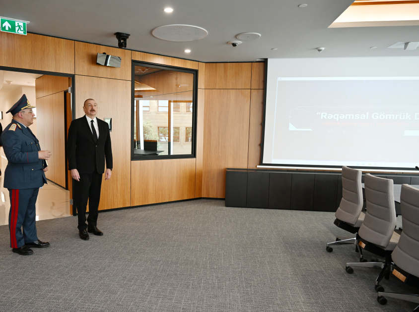 Prezident İlham Əliyev Dövlət Gömrük Komitəsinin yeni inzibati binasının açılışında iştirak edib (FOTO/VİDEO)