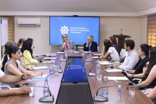 “Saxta xəbər və dezinformasiyaya qarşı mübarizədə jurnalistikanın gücü” mövzusunda təlim keçirilib (FOTO)