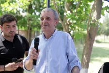 Xaçmaz İcra Hakimiyyətinin başçısı növbəti səyyar qəbul keçirib (FOTO)