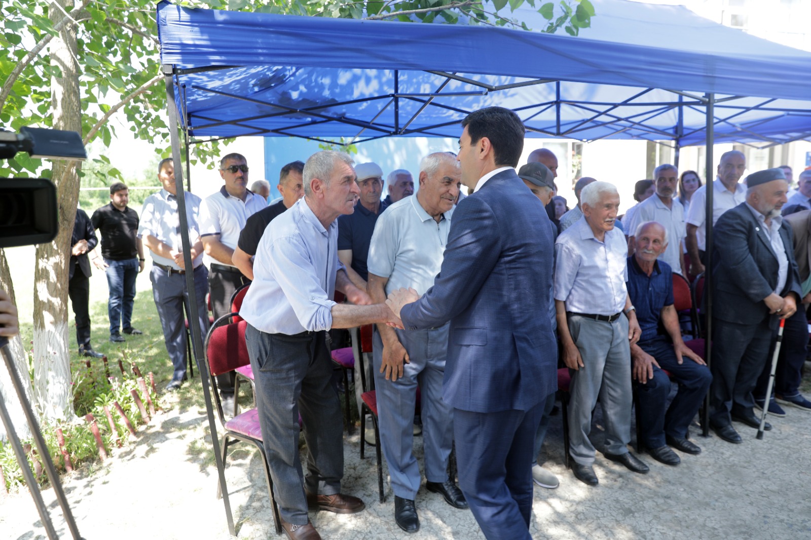 Xaçmaz İcra Hakimiyyətinin başçısı növbəti səyyar qəbul keçirib (FOTO)