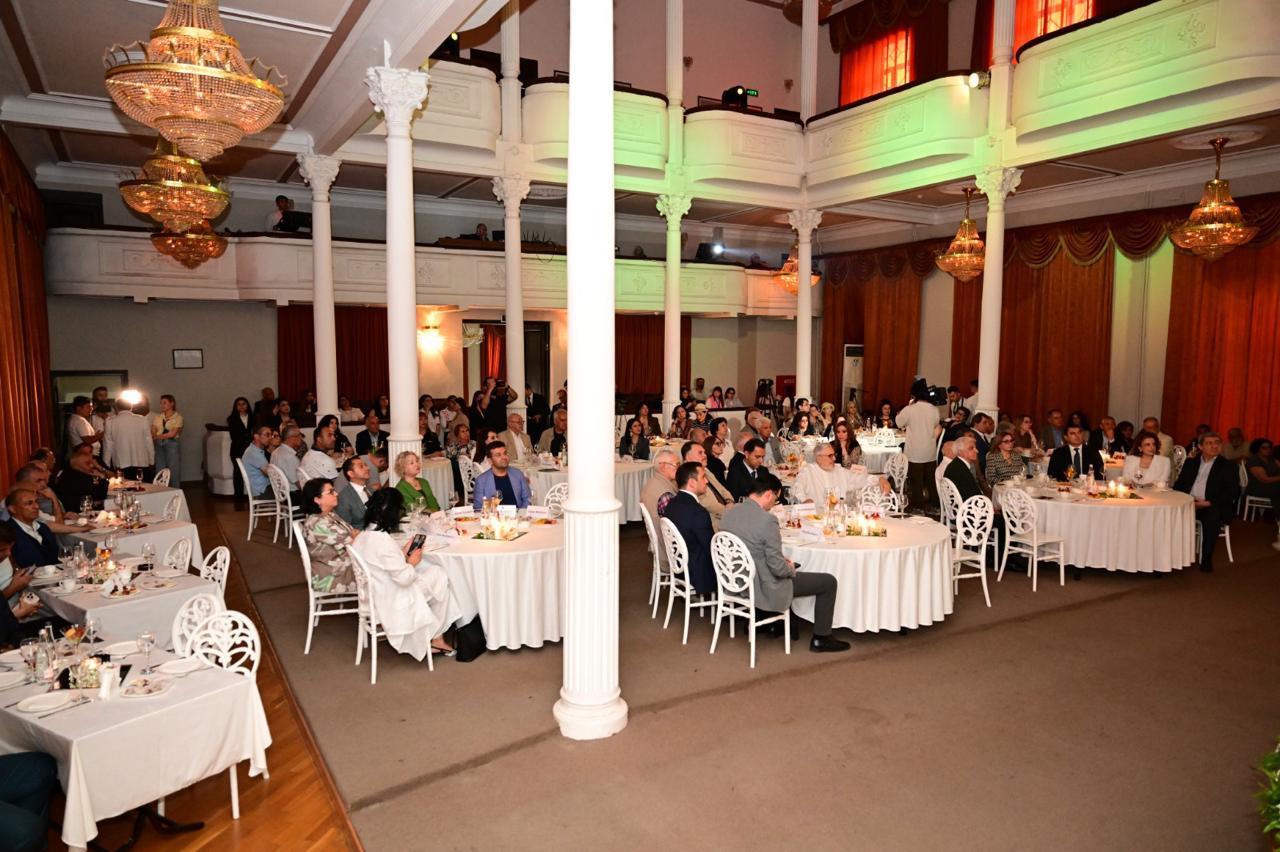 Dövlət Mahnı Teatrında Rəşid Behbudovun xatirə otağı yaradılıb (FOTO)