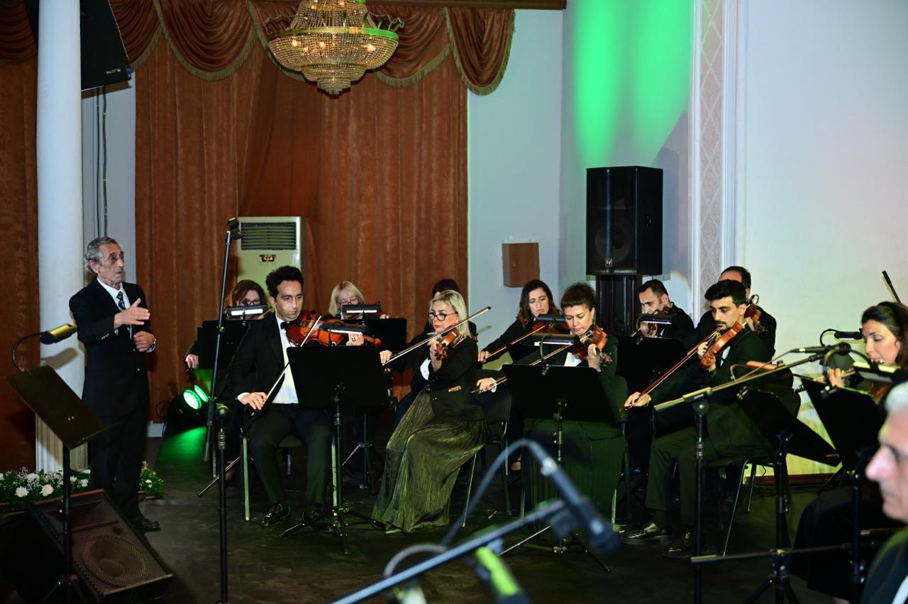 Dövlət Mahnı Teatrında Rəşid Behbudovun xatirə otağı yaradılıb (FOTO)
