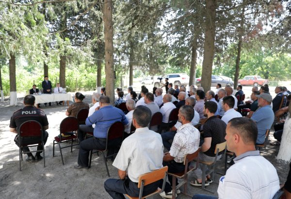 Xaçmazın Pirquluoba kəndində sakinlərin müraciət və təklifləri dinlənilib (FOTO)
