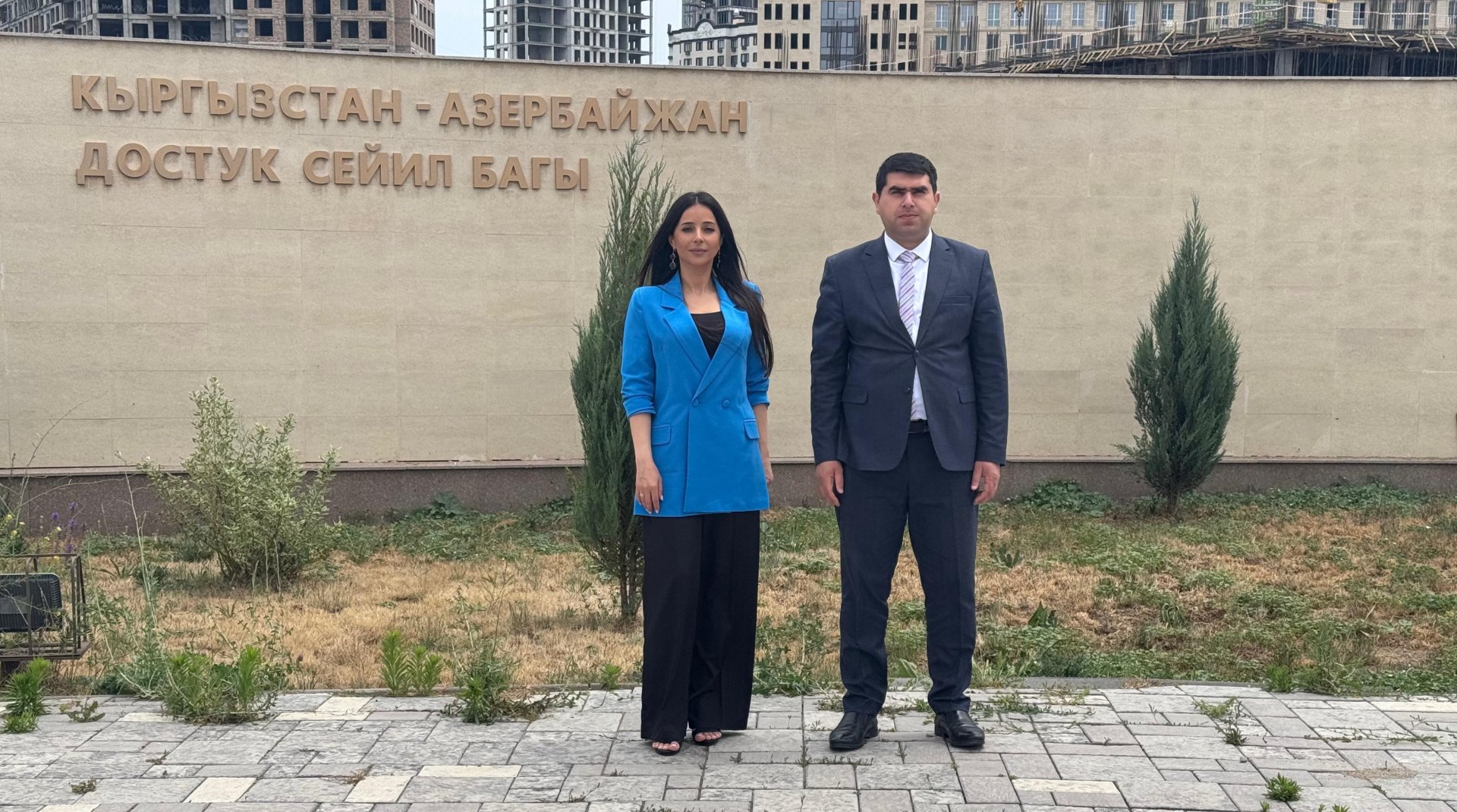 Qırğızıstanda “Sülh, Əmək və Xalqların Dostluğu” mövzusunda dəyirmi masa keçirilib (FOTO)