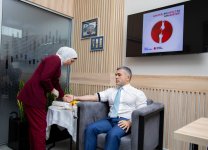 Bank Respublika “Ümumdünya Qan Donoru Günü”nə həsr olunmuş qanvermə aksiyası keçirib (FOTO)
