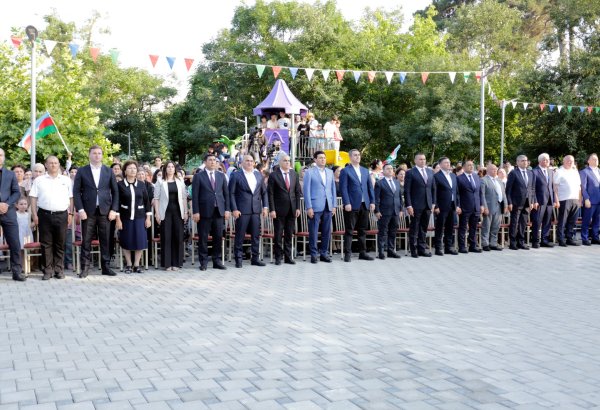 Xaçmaz rayonunda “Qurtuluş suverenliyimizin təməlidir!”  adlı bayram koserti təşkil olunub (FOTO)