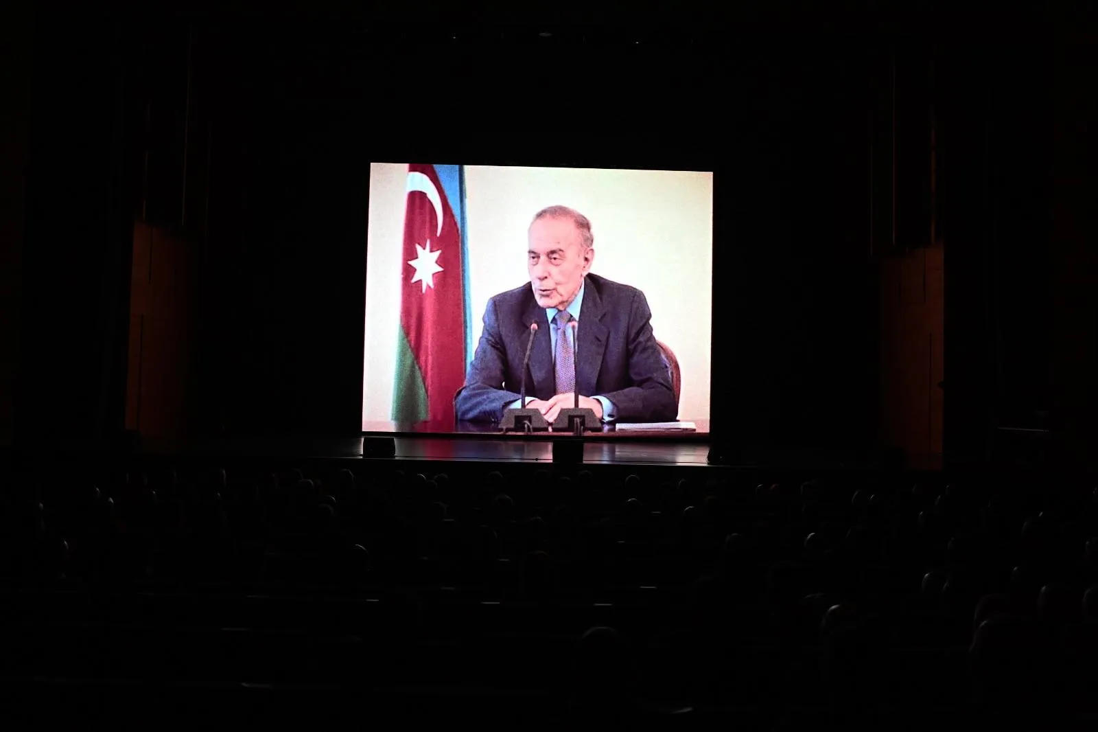 “Tomas Qolts: Neft Odisseyası” sənədli filminin təqdimatı keçirilib (FOTO)