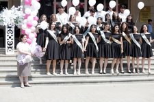 Xaçmaz rayonunda fəaliyyət göstərən tam orta məktəblərdə “Son zəng” tədbirləri keçirilib (FOTO)