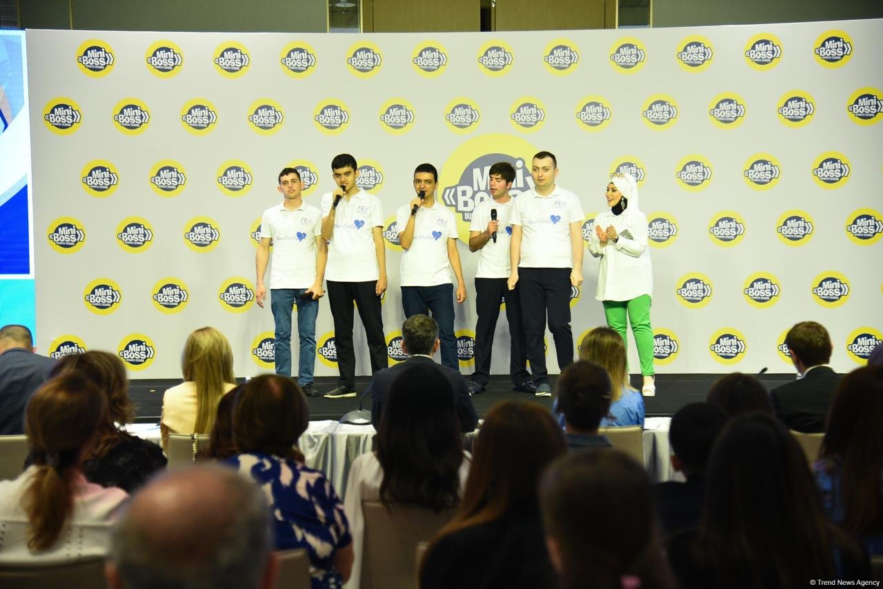 “Miniboss Business School Baku” tələbələrinin startaplar üzrə 5-ci Milli Çempionatı keçirildi (FOTO)