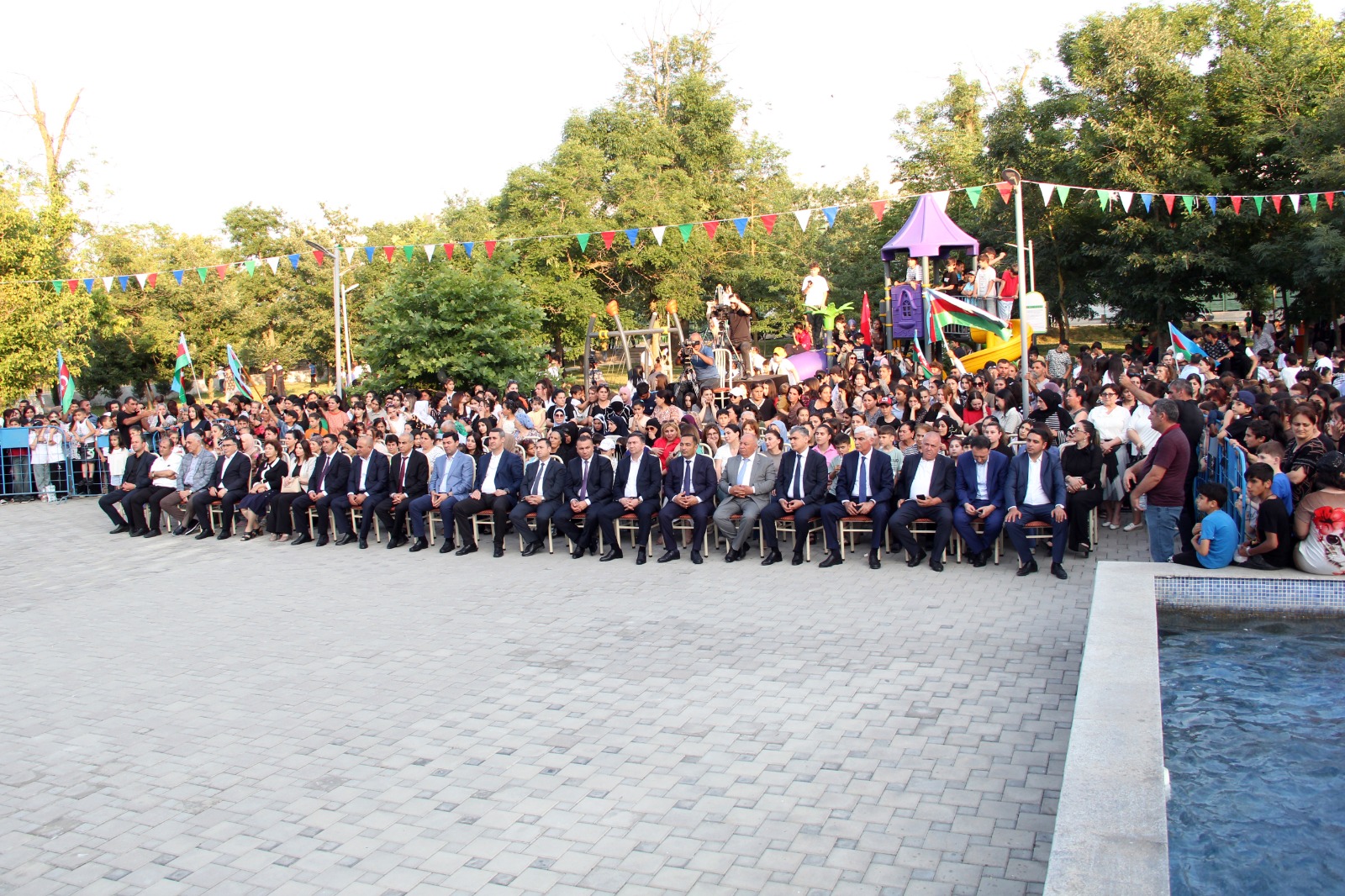 Xaçmaz rayonunda “Qurtuluş suverenliyimizin təməlidir!”  adlı bayram koserti təşkil olunub (FOTO)