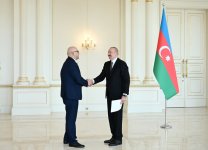 Azərbaycan Prezidenti İlham Əliyev Fələstinin ölkəmizdə yeni təyin olunmuş səfirinin etimadnaməsini qəbul edib (FOTO)
