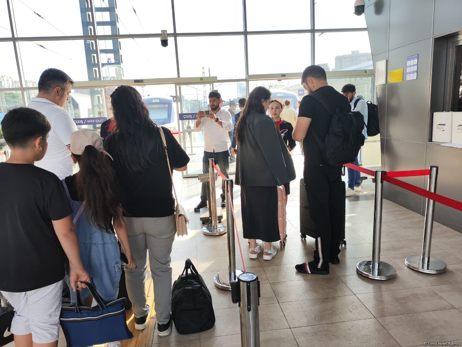 Bakı-Qazax sürətli sərnişin qatarı istifadəyə verilib (FOTO)