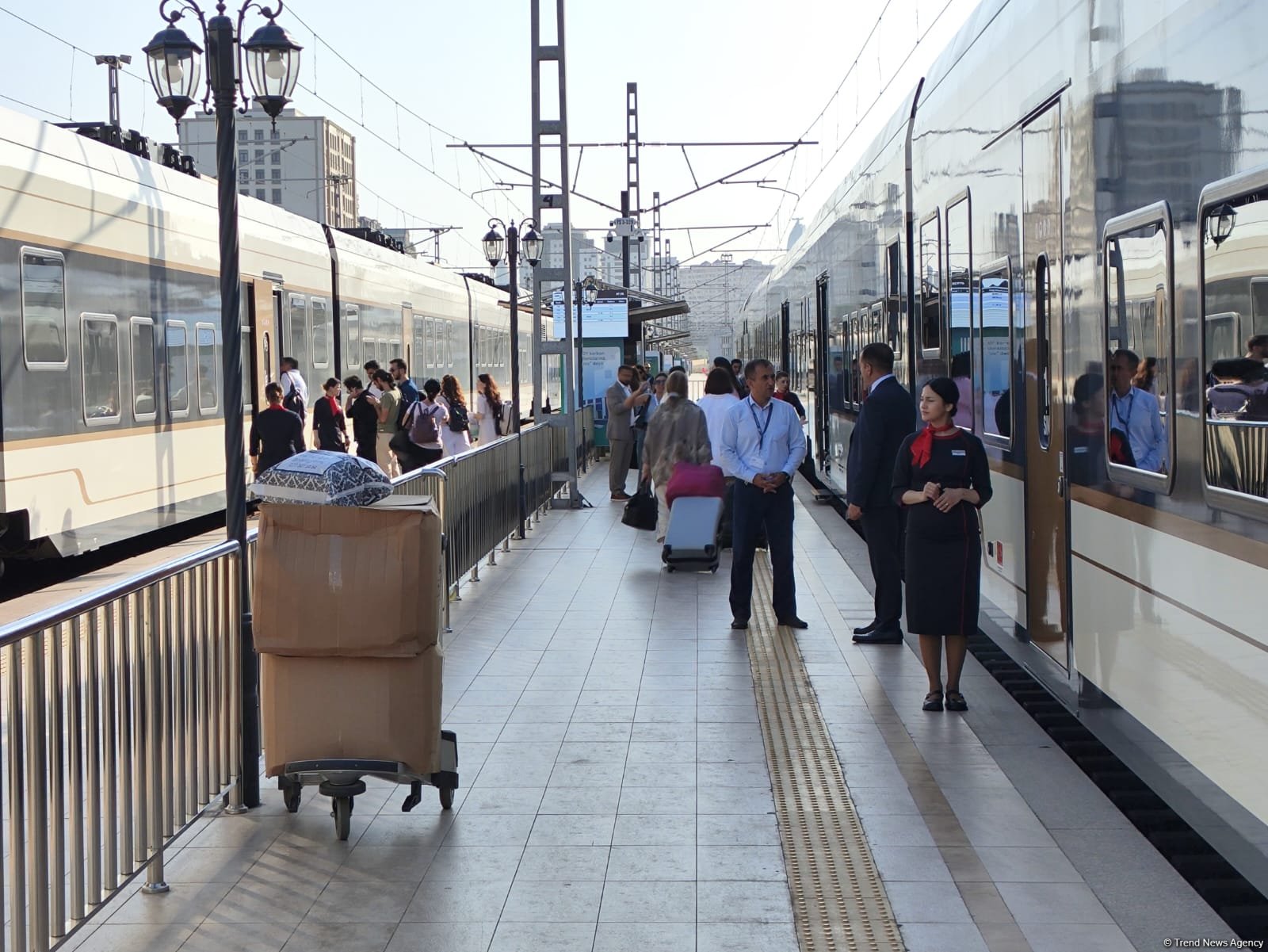Bakı-Qazax sürətli sərnişin qatarı istifadəyə verilib (FOTO)