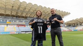 "Qarabağ" UFC-ni qarşıladı - Rafael Fiziev Ağdam klubunun stadionunda (FOTO/VİDEO)