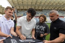 "Qarabağ" UFC-ni qarşıladı - Rafael Fiziev Ağdam klubunun stadionunda (FOTO/VİDEO)