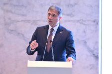 Şuşada “Yeni dünya nizamı: geosiyasi aspektlər və qlobal çağırışlar” mövzusunda beynəlxalq konfrans keçirilib (FOTO)