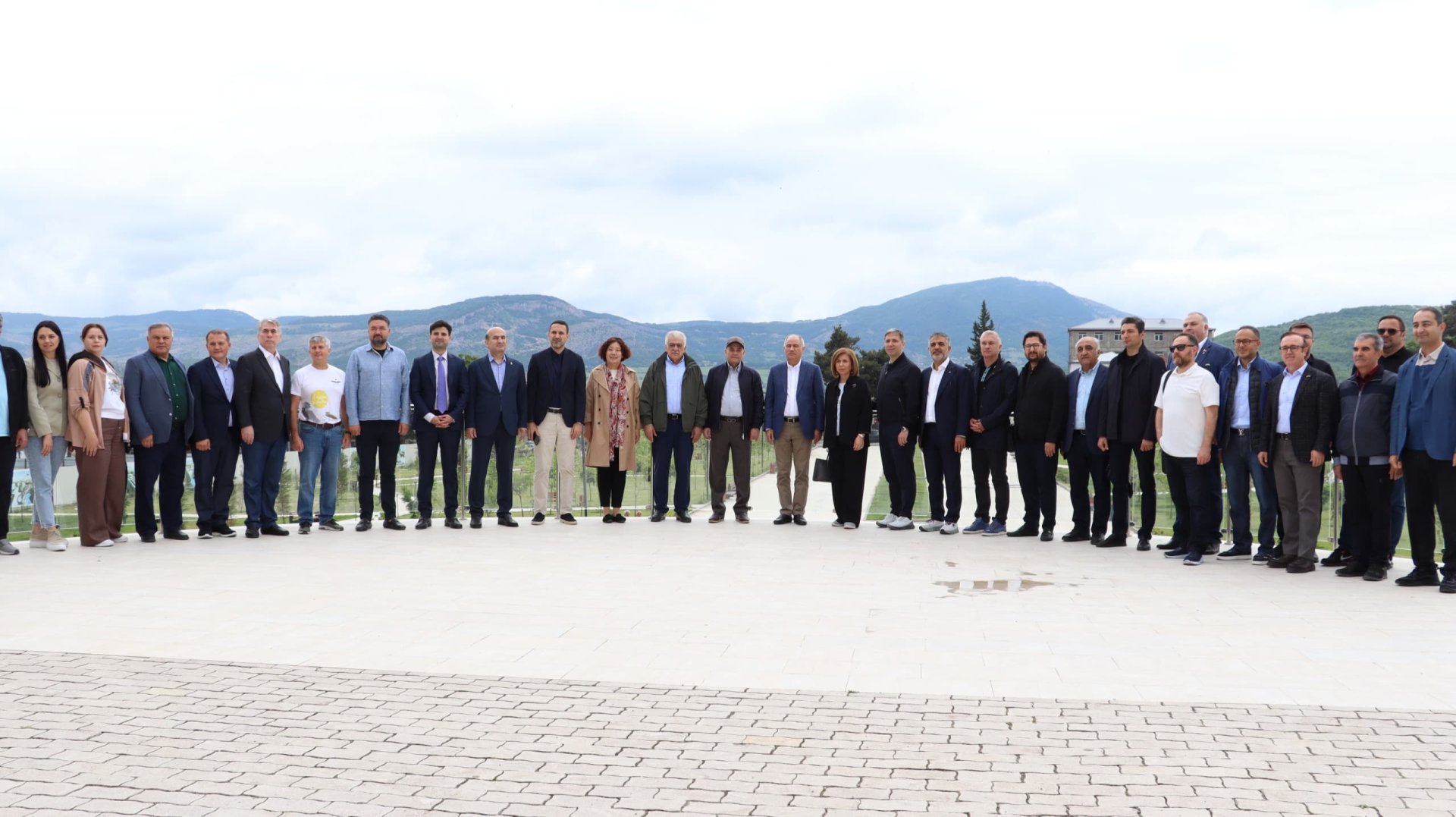 Bir neçə dövlətin hakim partiya üzvləri Xankəndidə olublar (FOTO)