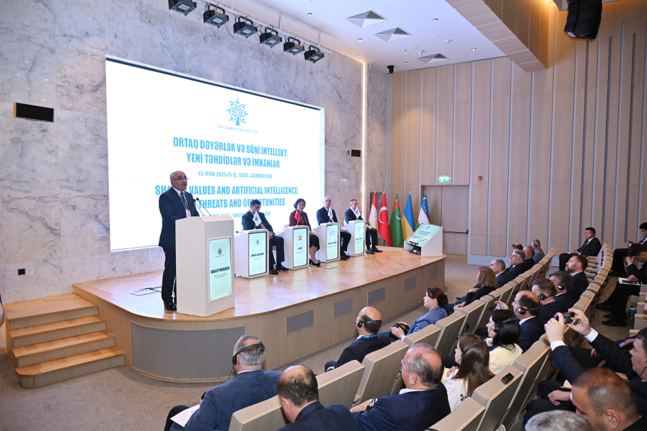 Şuşada “Yeni dünya nizamı: geosiyasi aspektlər və qlobal çağırışlar” mövzusunda beynəlxalq konfrans keçirilib (FOTO)