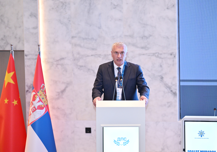 Şuşada “Yeni dünya nizamı: geosiyasi aspektlər və qlobal çağırışlar” mövzusunda beynəlxalq konfrans keçirilib (FOTO)