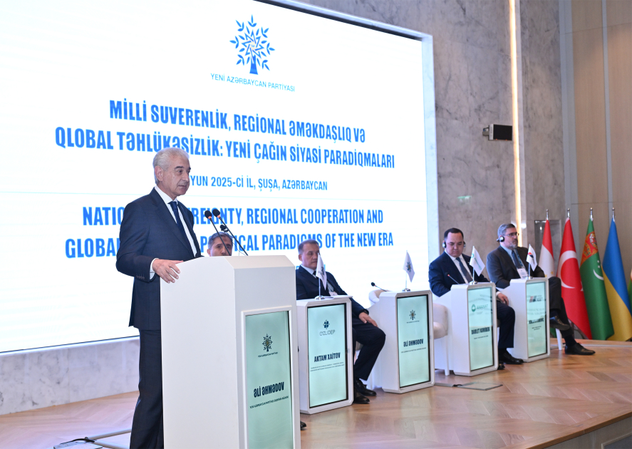 Şuşada “Yeni dünya nizamı: geosiyasi aspektlər və qlobal çağırışlar” mövzusunda beynəlxalq konfrans keçirilib (FOTO)