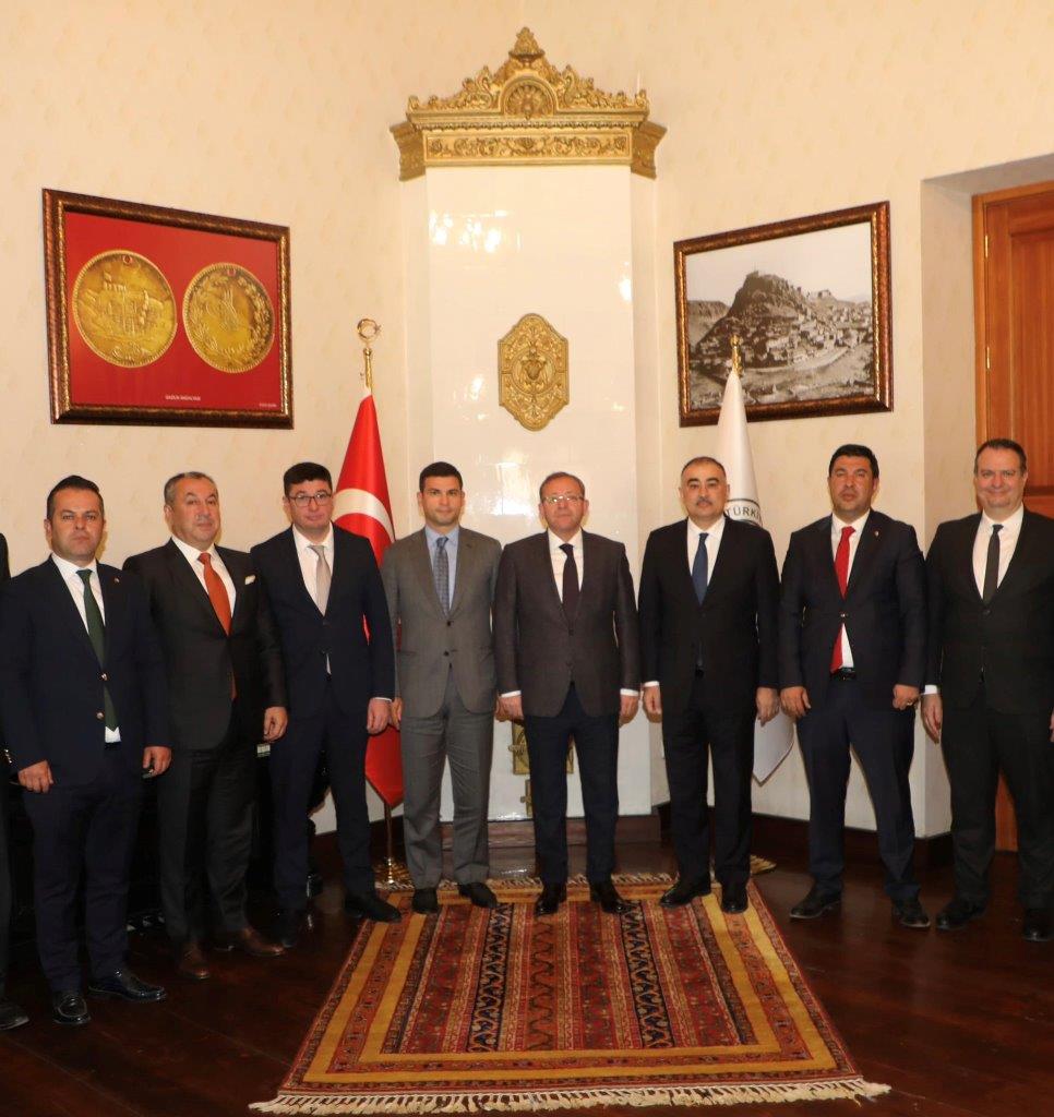 Qarsda Türkiyə-Azərbaycan Regional İqtisadi Forumu keçirilib (FOTO)
