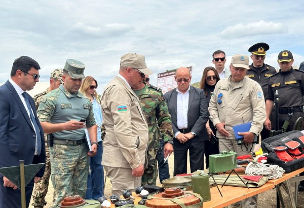 Xankəndidə Minalardan və partlamamış hərbi sursatlardan təmizləmə üzrə İşçi qrupun iclası keçirilib (FOTO)