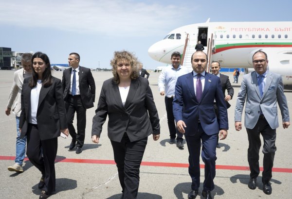 Bolqarıstan Milli Assambleyasının sədri Azərbaycana gəlib (FOTO)