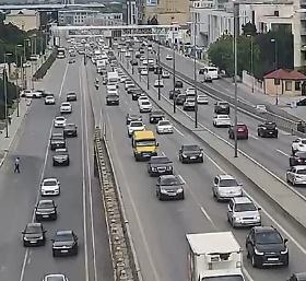 Sürücülərin NƏZƏRİNƏ: Paytaxtın bir sıra yollarında tıxac var - SİYAHI (FOTO)
